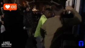 美国爆料离婚破事视频,揭秘幕后真相与私密视频曝光 第3张 美国爆料离婚破事视频,揭秘幕后真相与私密视频曝光 第3张