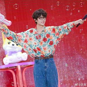 许嵩娱乐爆料最新消息,揭秘幕后故事与精彩瞬间 第2张 许嵩娱乐爆料最新消息,揭秘幕后故事与精彩瞬间 第2张